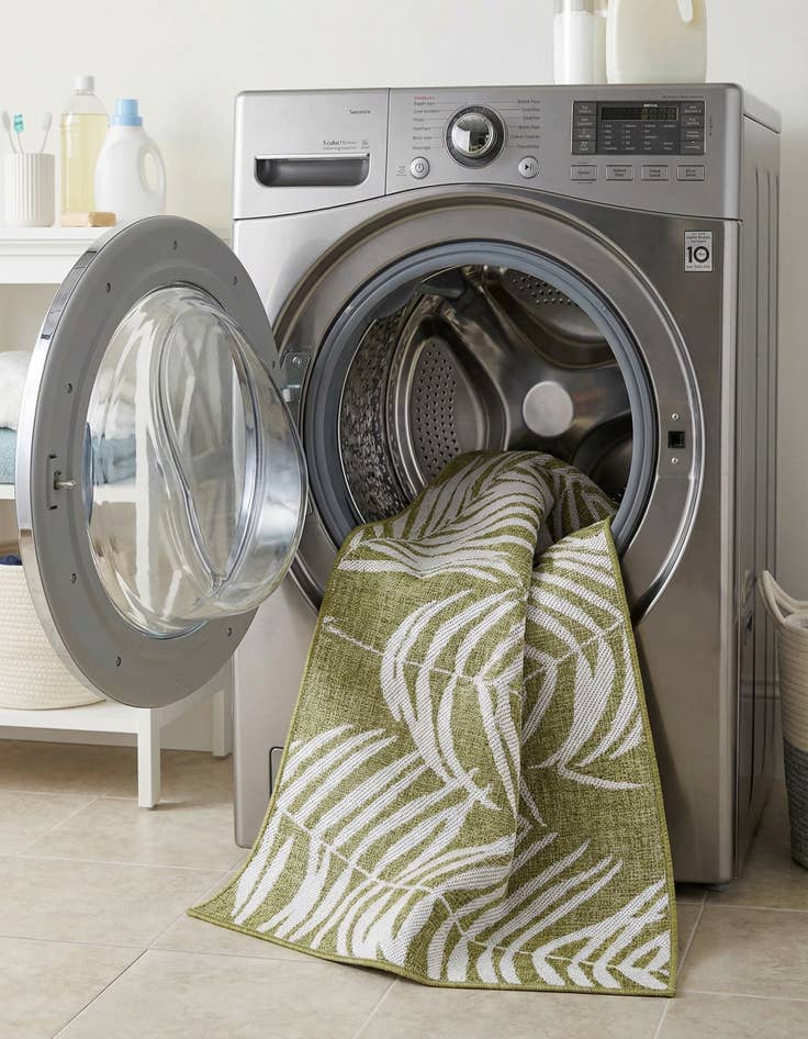 Detail image of 2' 7 x 10'  Washable Botanical Indoor / Outdoor Runner Rug