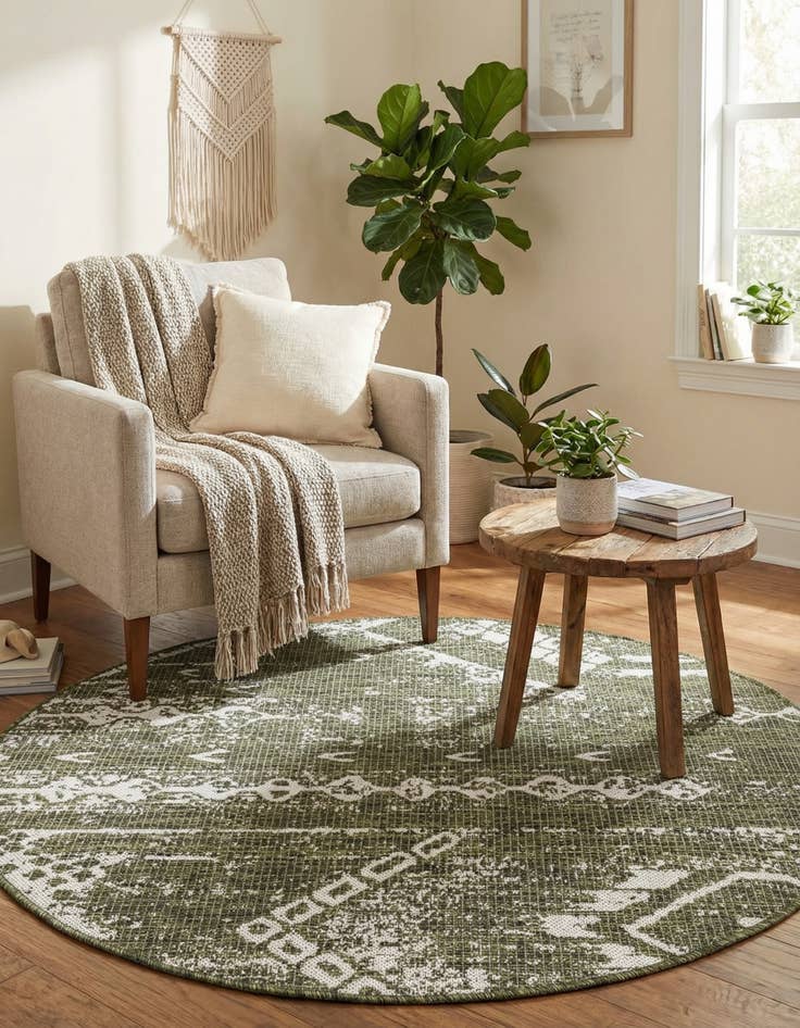 Detail image of  4' x 4'  Washable Bohemian Indoor / Outdoor Round Rug