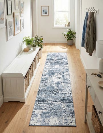 2' 7 x 10' Aurora Runner Rug
