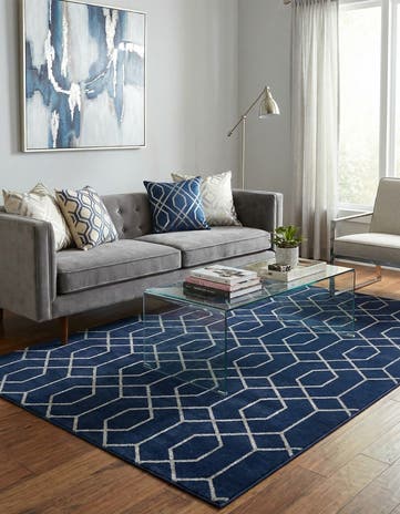 7' x 10' Marilyn Monroe™ Glam Trellis Rug