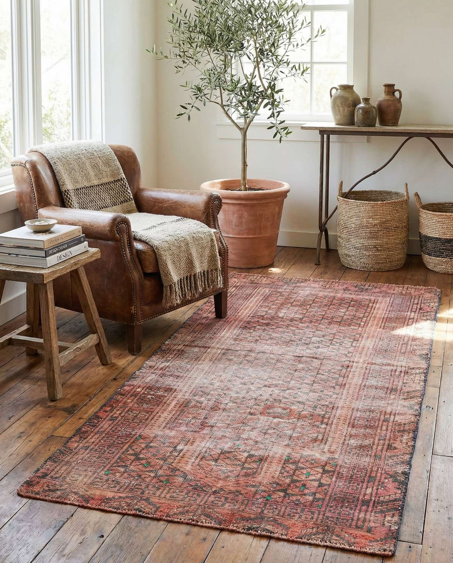 2' 9 x 5' 7 Hand Knotted Ultra Vintage Persian Wool Rug