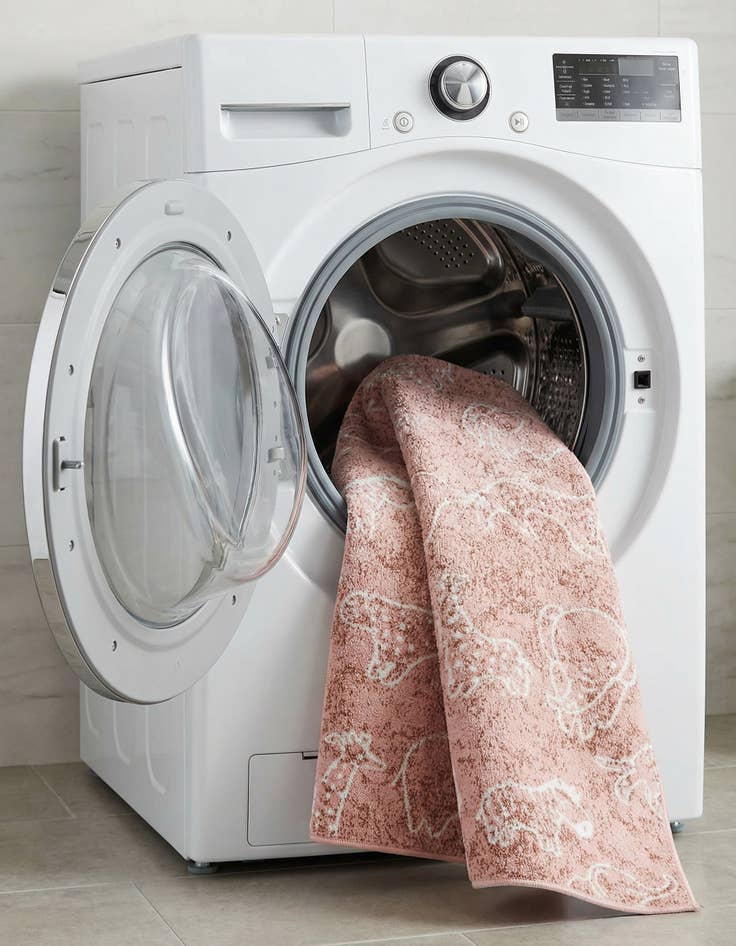 Detail image of  5' 2 x 8' Kamala Washable Rug