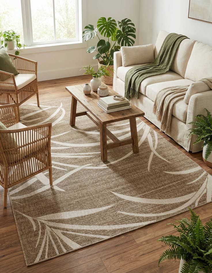 Detail image of 7' x 10'  Washable Botanical Indoor / Outdoor Rug