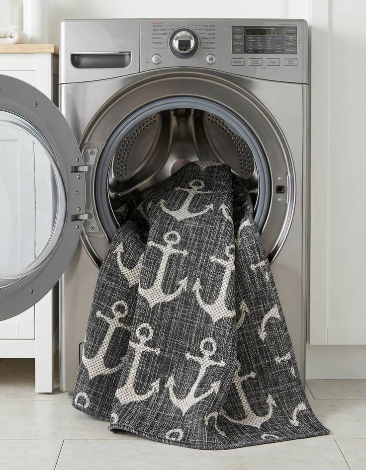 Detail image of  3' x 5' 3  Washable Coastal Indoor / Outdoor Rug