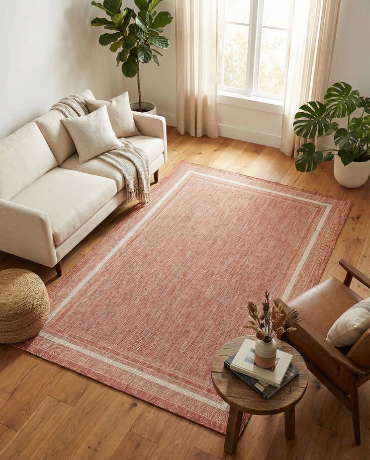 Detail image of 5' 3 x 8' Easy-Clean Border Indoor / Outdoor Rug