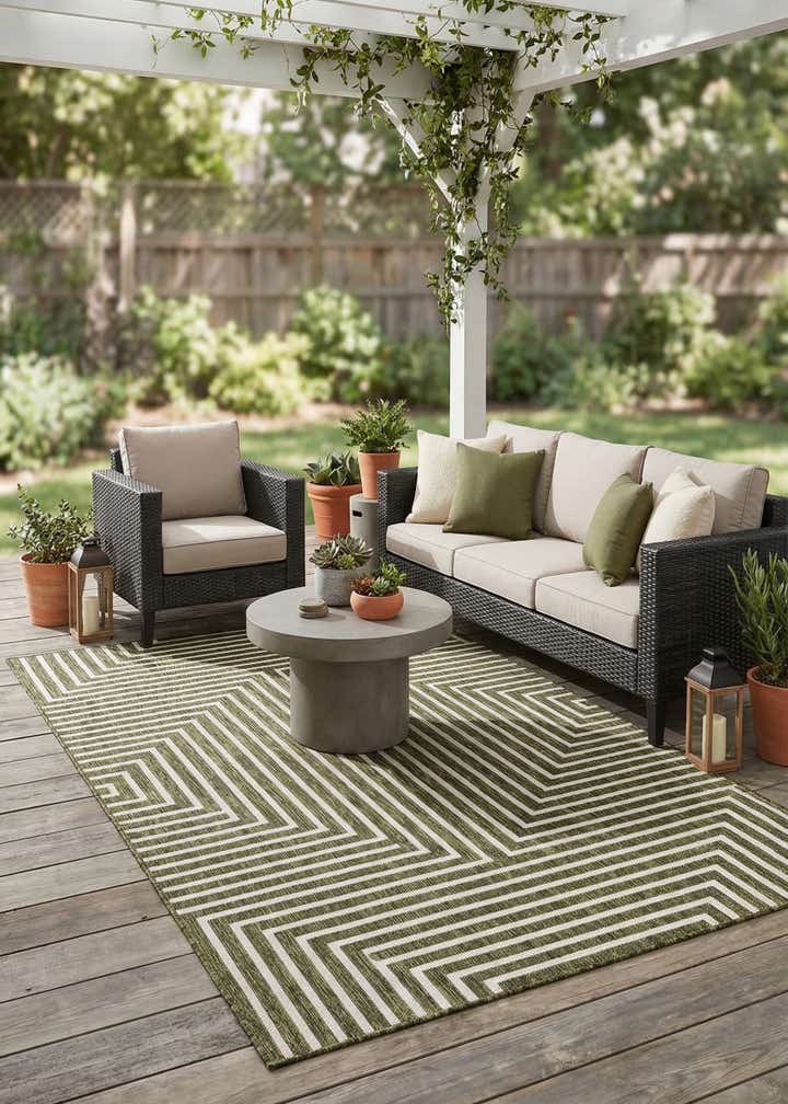 5' 3 x 8' Easy-Clean Modern Indoor / Outdoor Rug