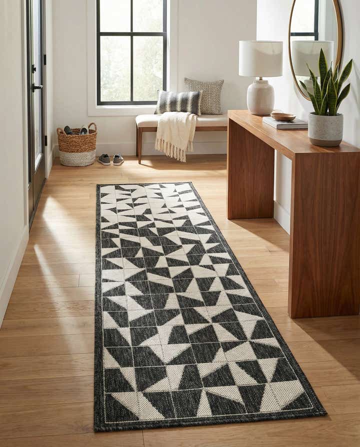 2' x 6' Easy-Clean Modern Indoor / Outdoor Runner Rug