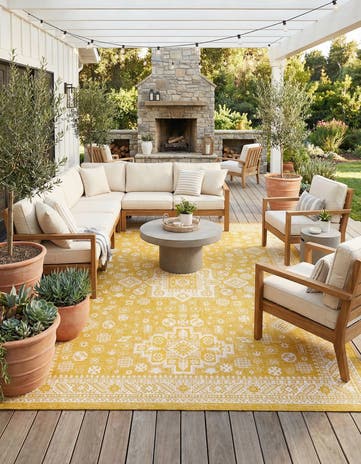 10' x 13' Easy-Clean Aztec Indoor / Outdoor Rug