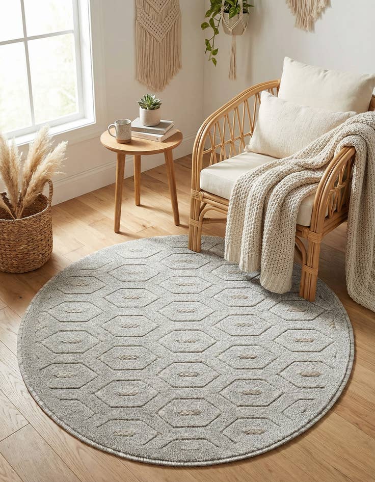 Detail image of 3' x 3' Easy-Clean Trellis Textured Indoor / Outdoor Round Rug