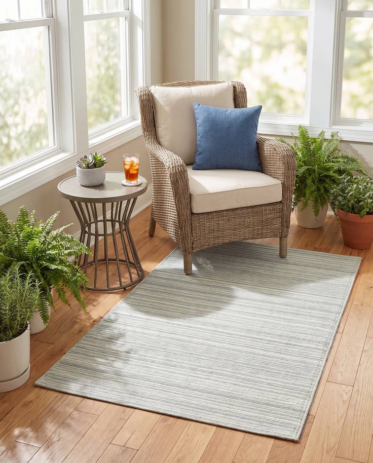 Detail image of 4' x 6' Easy-Clean Vista Breeze Indoor / Outdoor Rug