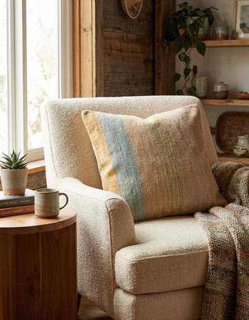 1' 6 x 1' 6 Hand Woven Pillow Wool Square Rug