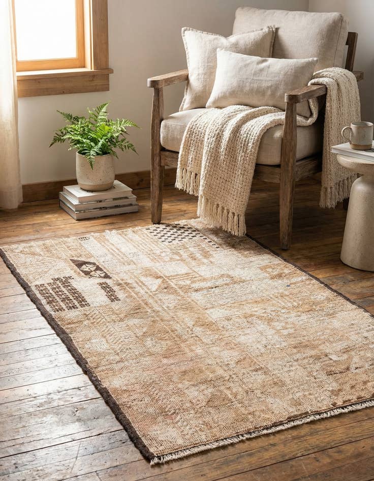 Detail image of 2' 10 x 4' 6  Hand Knotted Ultra Vintage Persian Wool Rug