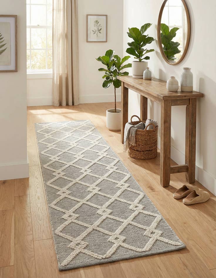 Detail image of  2' x 8'  Hand Knotted Jill Zarin Dorset Runner Rug