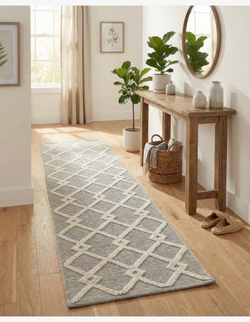 2' x 8' Hand Knotted Jill Zarin Dorset Runner Rug