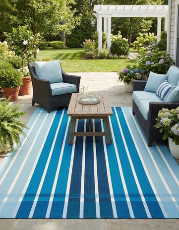 7' 10 x 10' Easy-Clean Ribbon Indoor / Outdoor Rug