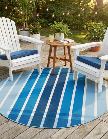 6' x 6' Easy-Clean Striped Indoor / Outdoor Round Rug