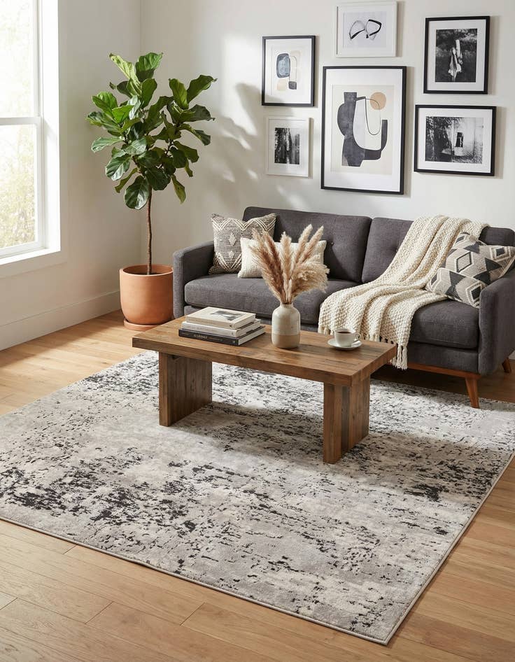 Detail image of 6' x 6' Leipzig Square Rug