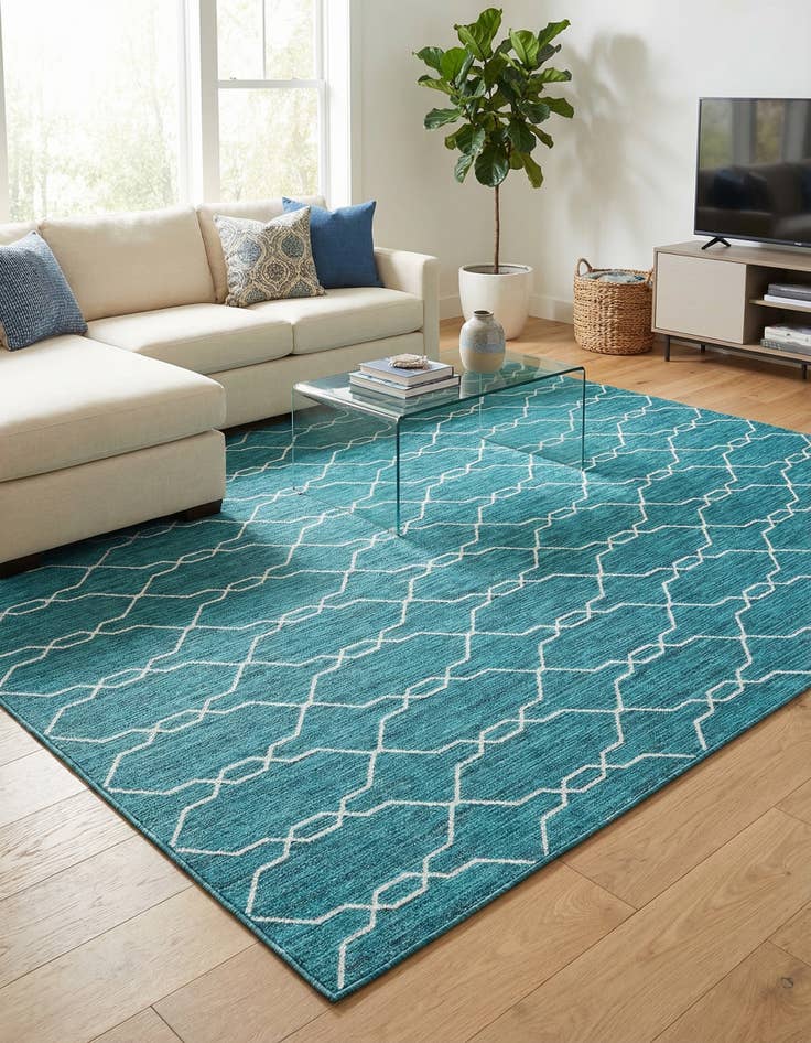 Detail image of 9' x 12'  Washable Trellis Indoor / Outdoor Rug