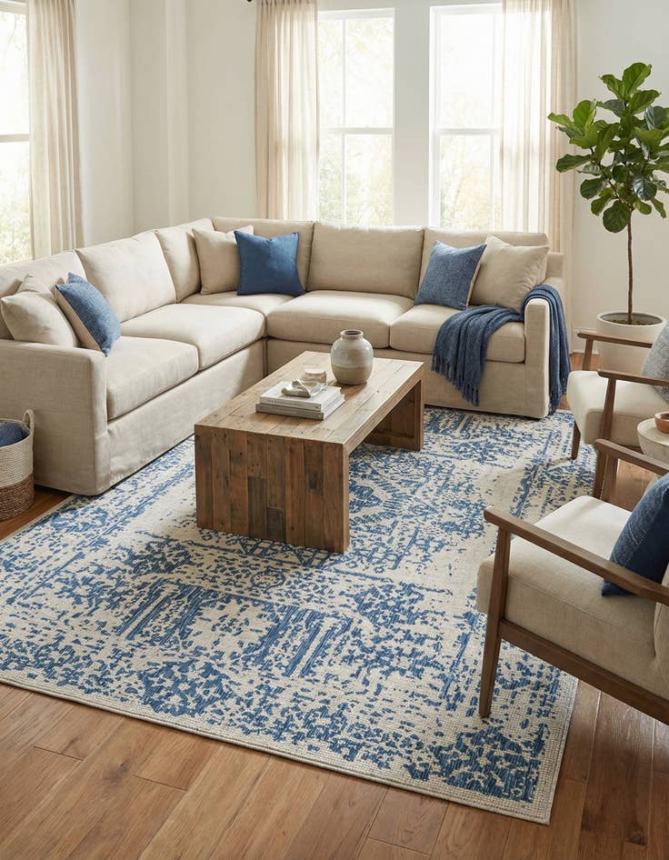 Detail image of 10' x 14'  Washable Traditional Indoor / Outdoor Rug