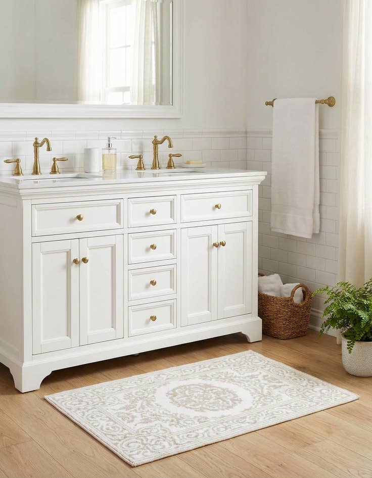 Detail image of 2' x 3' Hermitage Rug