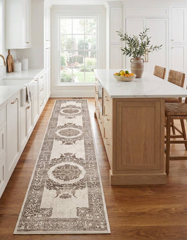 Detail image of 2' 6 x 13' Hermitage Runner Rug