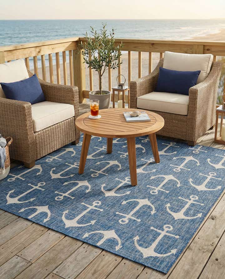 7' 10 x 7' 10 Easy-Clean Coastal Indoor / Outdoor Square Rug