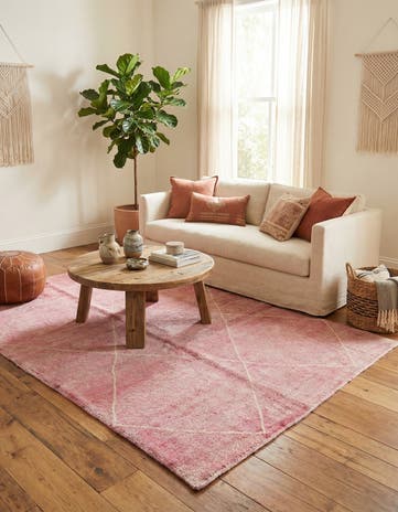 4' 9 x 6' 7 Hand Knotted Moroccan Wool Rug