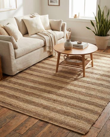  6' 1 x 9'  Hand Braided Jute Rug