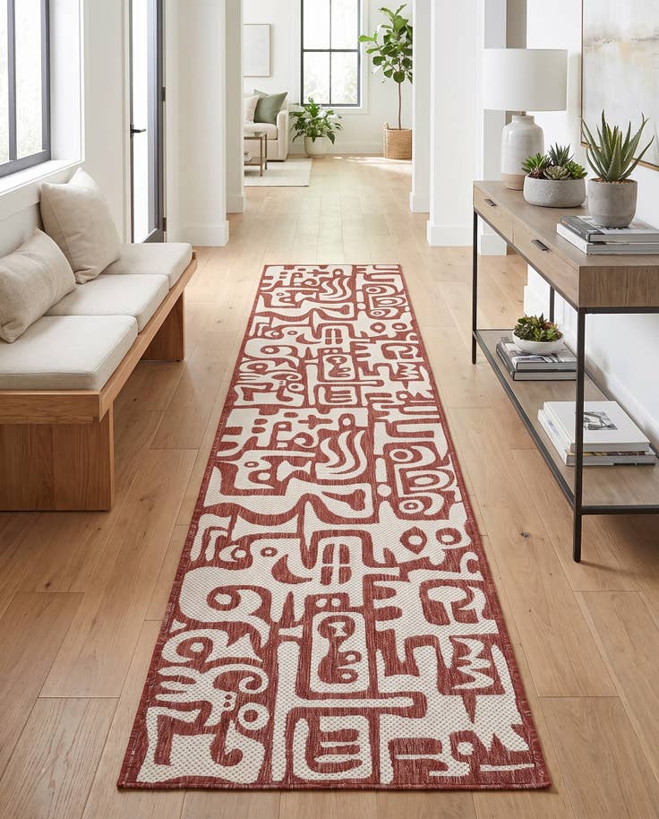 Detail image of 2' 7 x 12' Easy-Clean Modern Indoor / Outdoor Runner Rug