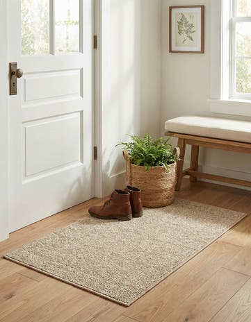 2' x 3' Easy-Clean Solid Indoor / Outdoor Rug