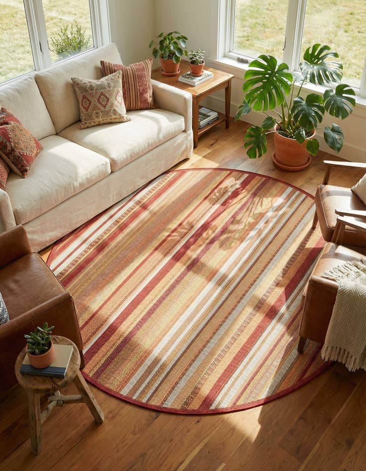 Detail image of 7' 10 x 7' 10  Washable Baja Indoor / Outdoor Round Rug