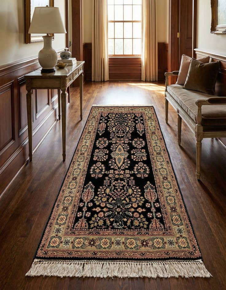 Detail image of 2' 5 x 4' 7 Sarouk Runner Rug