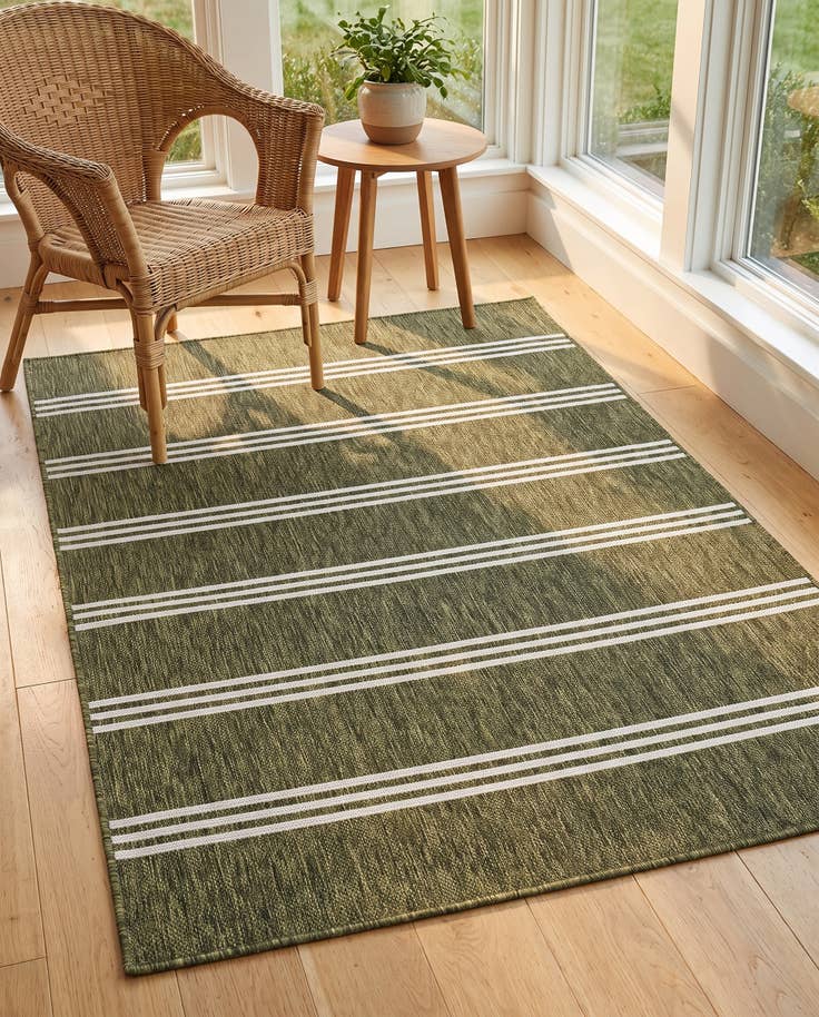 Detail image of 4' x 6' Easy-Clean Jill Zarin Anguilla Indoor / Outdoor Rug
