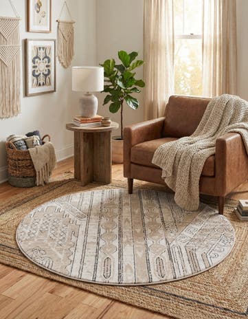 Ivory Oregon Round Rug