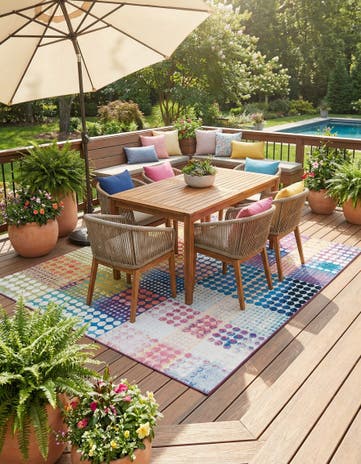 Easy-Clean Modern Indoor / Outdoor Square Rug