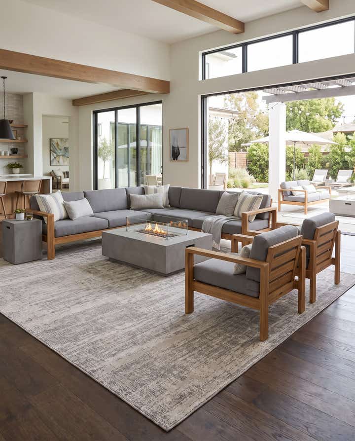 10' x 14' Easy-Clean Modern Indoor / Outdoor Rug