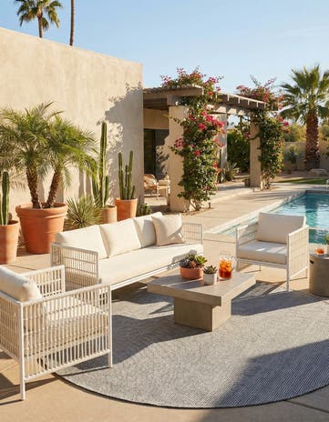 7' 10 x 7' 10 Easy-Clean Jill Zarin Palm Springs Indoor / Outdoor Round Rug