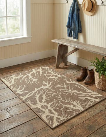 Brown Easy-Clean Botanical Indoor / Outdoor Rug