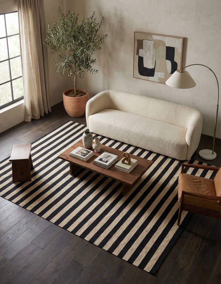 Detail image of 8' 2 x 10'  Hand Woven Kilim Modern Wool Rug