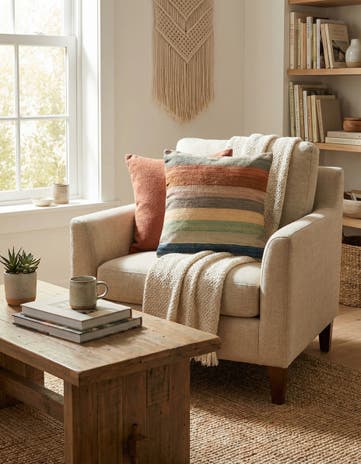 2' 2 x 2' 5 Hand Woven Pillow Wool Square Rug
