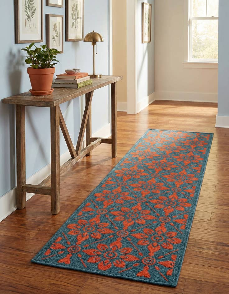 Detail image of 2' x 6'  Washable Trellis Indoor / Outdoor Runner Rug