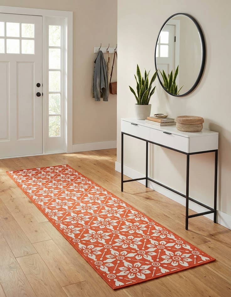 Detail image of  2' 7 x 10'  Washable Lattice Indoor / Outdoor Runner Rug