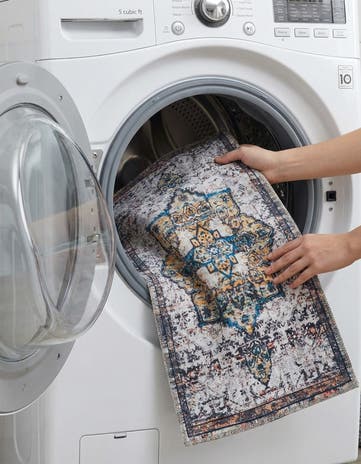2' x 3' Washable Francesca Rug
