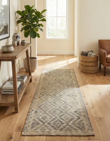 2' 10 x 9' 7 Hand Woven Kilim Maymana Wool Runner Rug