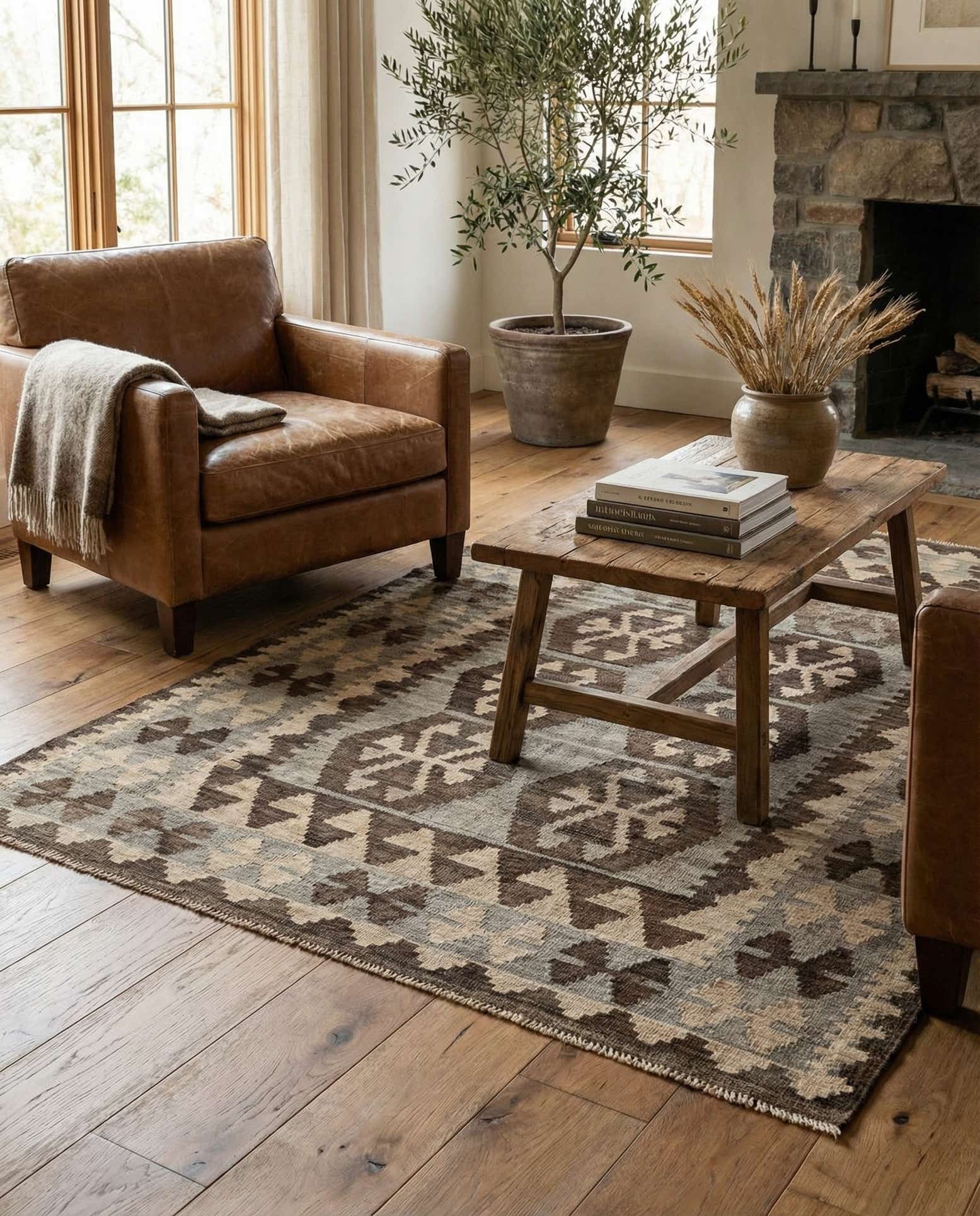 4' 4 x 6' Hand Woven Kilim Maymana Wool Rug