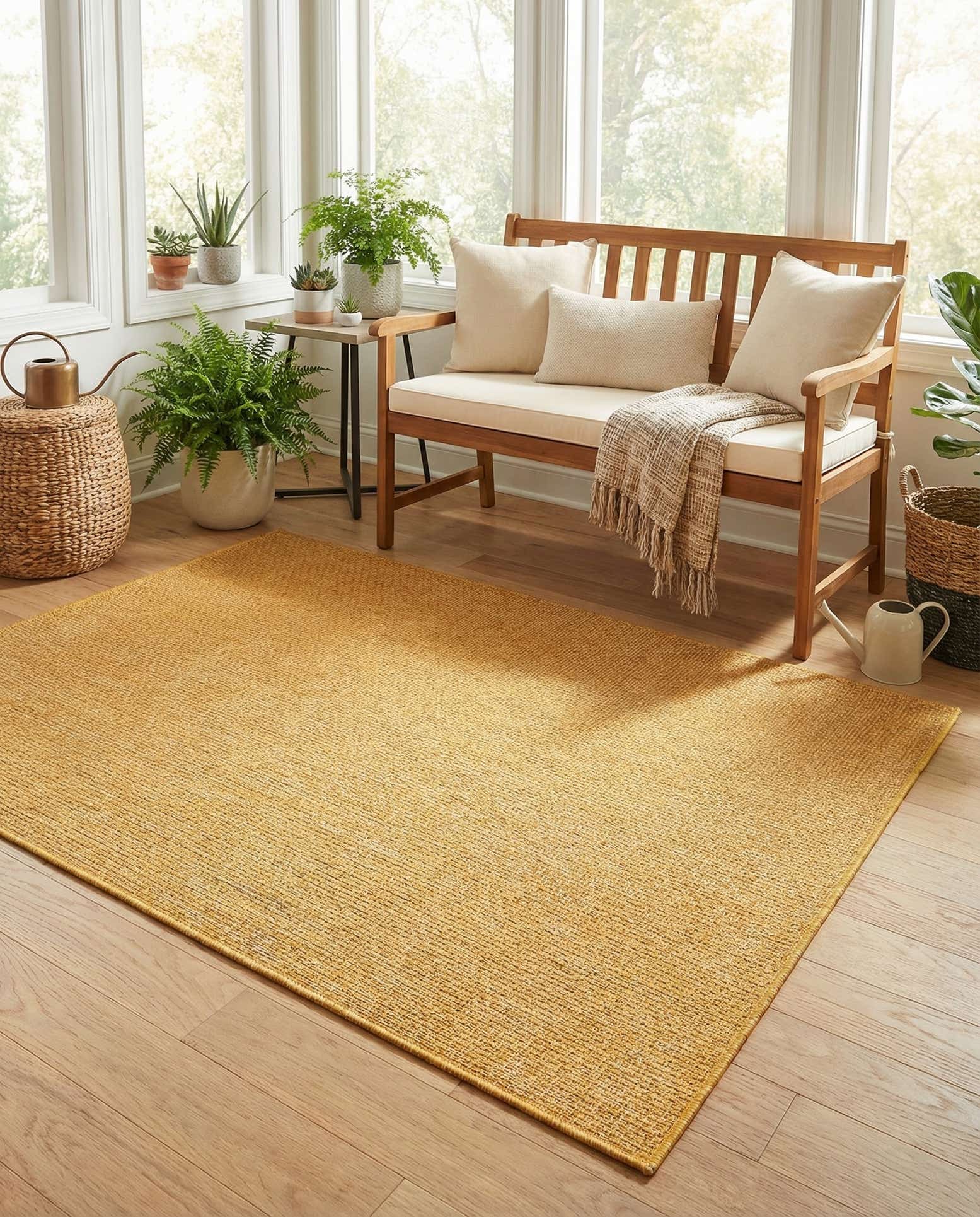 4' x 6' Easy-Clean Solid Indoor / Outdoor Rug