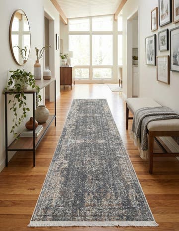 2' 7 x 13' Santiago Runner Rug