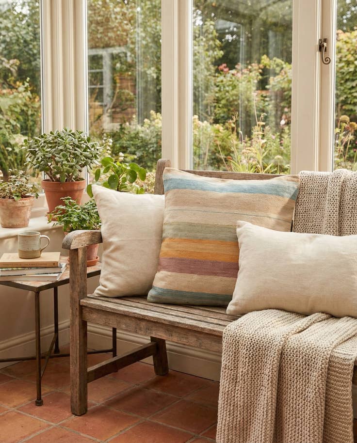 Detail image of 2' 5 x 2' 5 Hand Woven Pillow Wool Square Rug