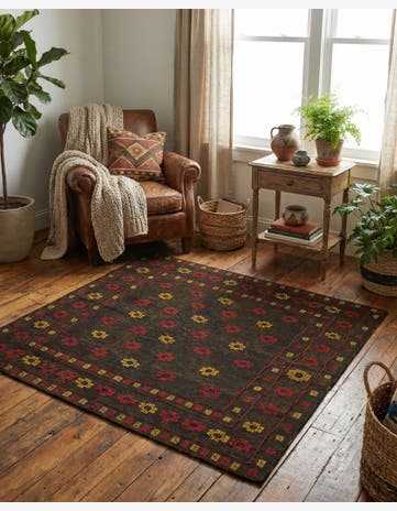 4' 2 x 4' 3 Hand Knotted Sumak Wool Square Rug