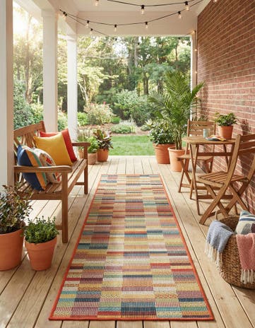 2' x 8' Easy-Clean Baja Indoor / Outdoor Runner Rug